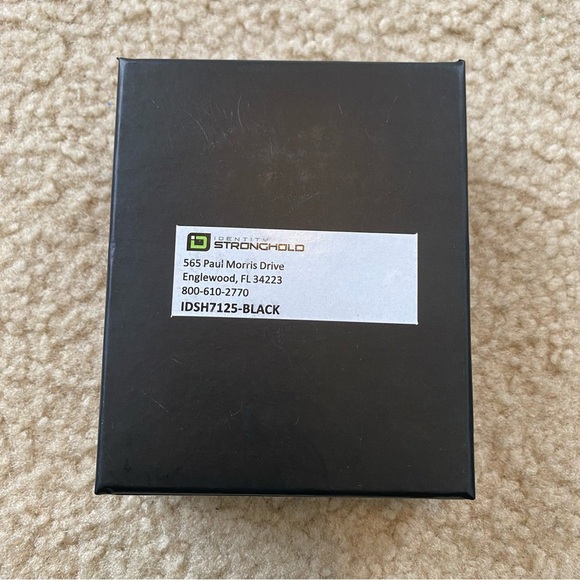 Identity Stronghold Women's Black Wallet NIB - Picture 6 of 7